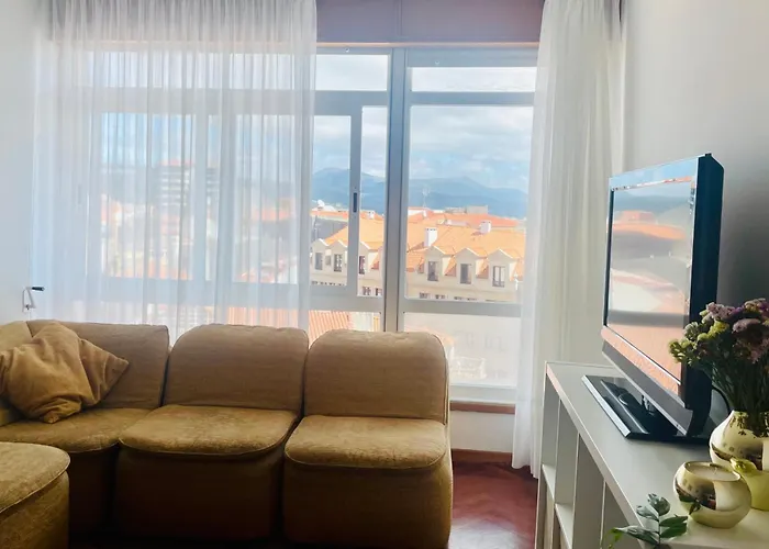 Lar Da Amarella